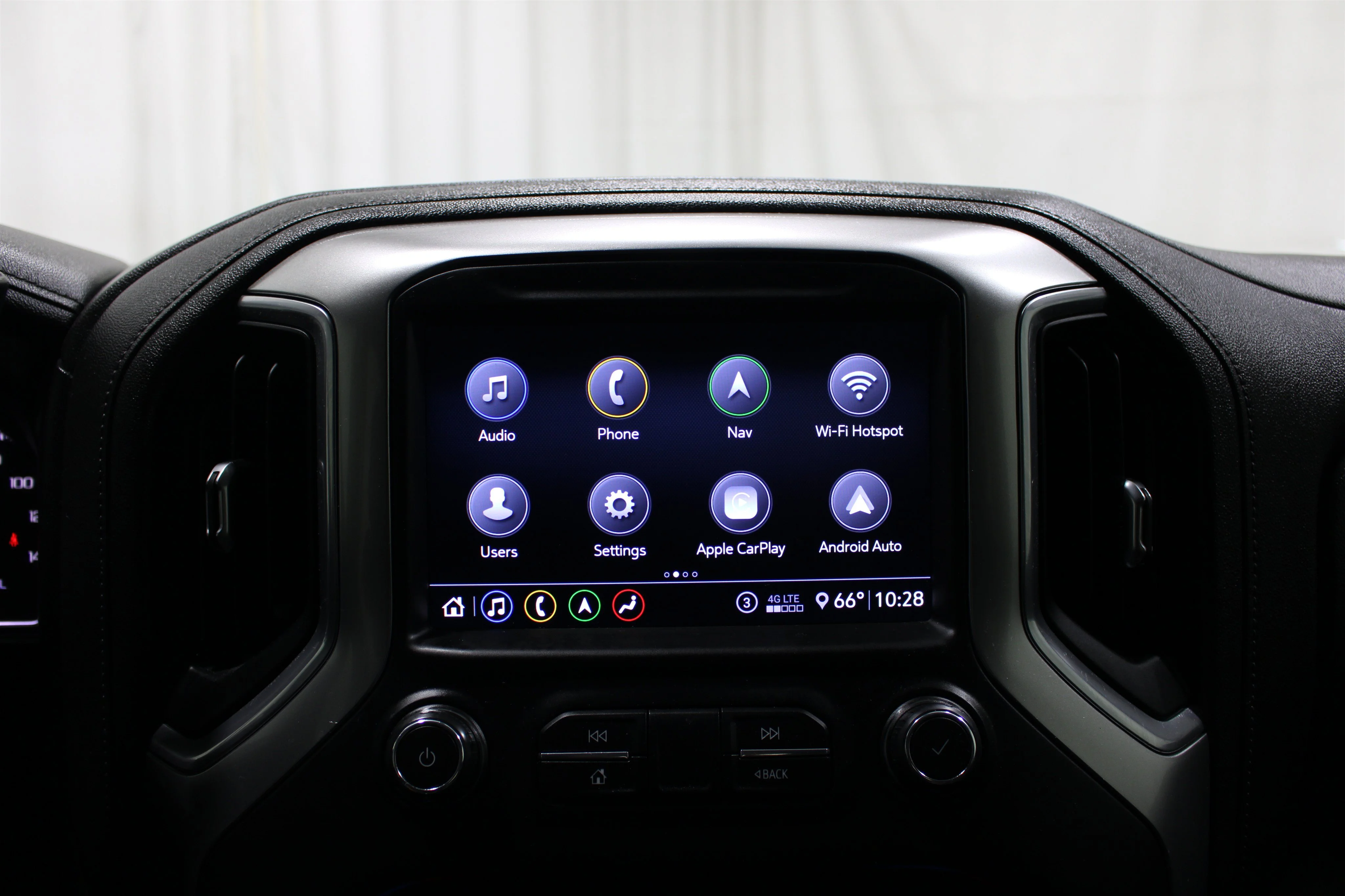 2020 Chevrolet Silverado 1500 LTZ - Photo 15