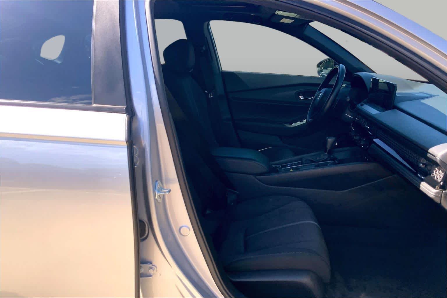 Used 2025 Solar Silver Metallic Honda Sport image 9