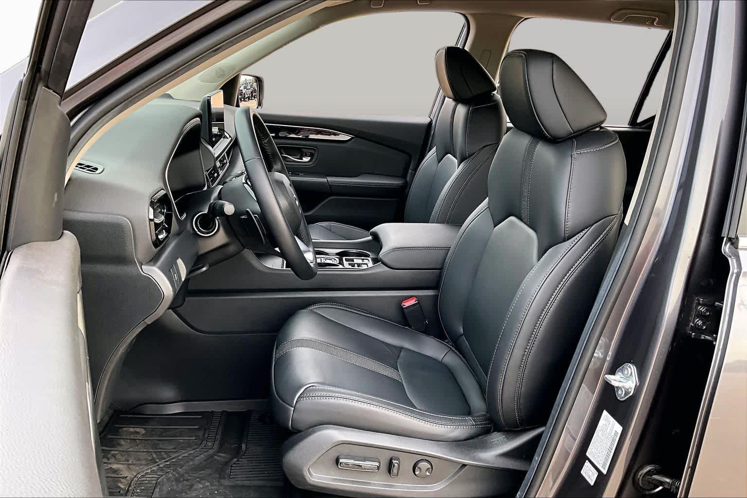Certified Used 2025 GRAY Honda EX-L image 8