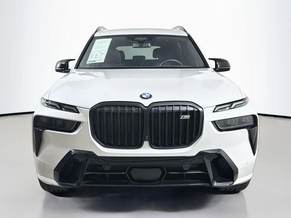 Used 2024 White BMW M60i image 2
