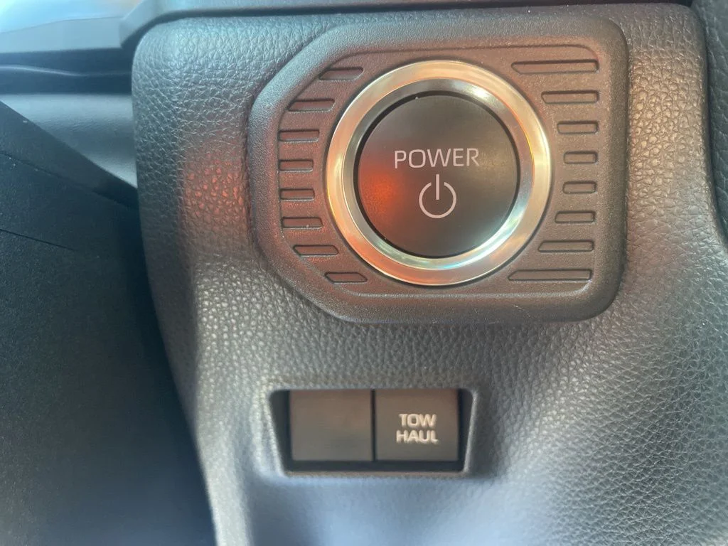 Used 2025  Toyota Base image 22