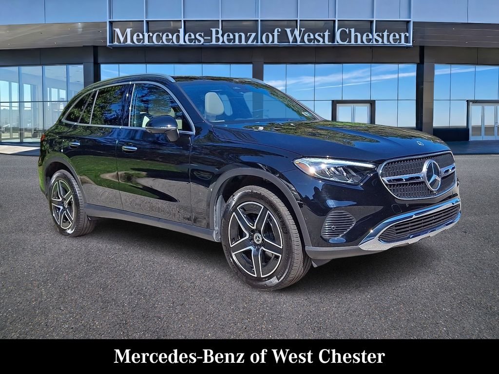 2026 Mercedes-Benz GLC 300 AWD 4MATIC® photo 1