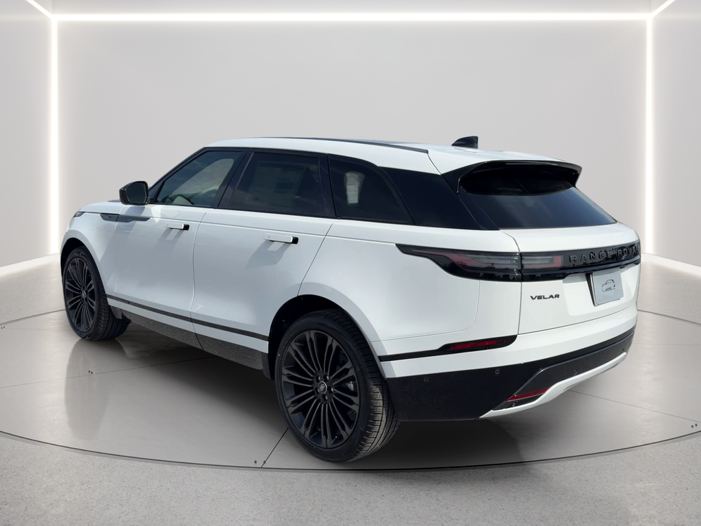 New 2026 Fuji White Land Rover  image 7