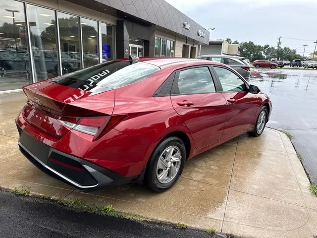 Certified Used 2024 Red Hyundai SE image 17