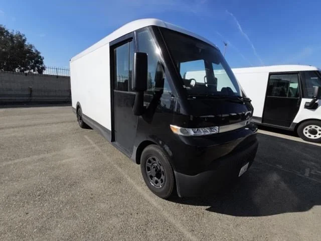 Used 2023 Black BrightDrop EJY image 11