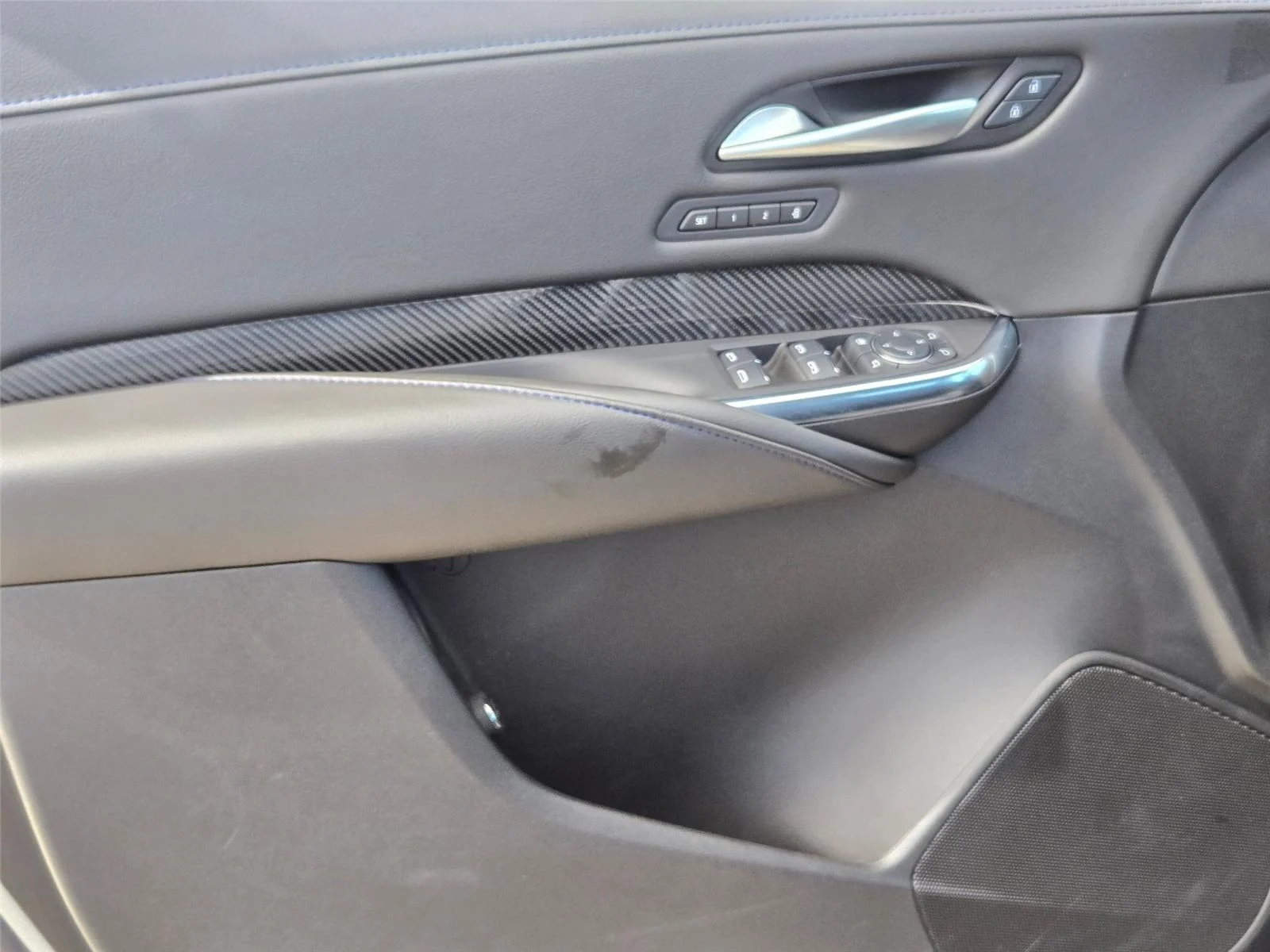 Used 2025 Argent Silver Metallic Cadillac FWD Sport image 24
