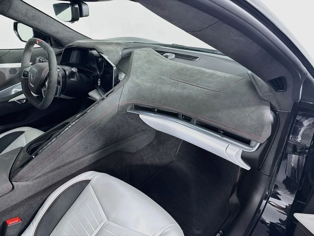 Used 2023 Carbon Flash Metallic Chevrolet Stingray image 26