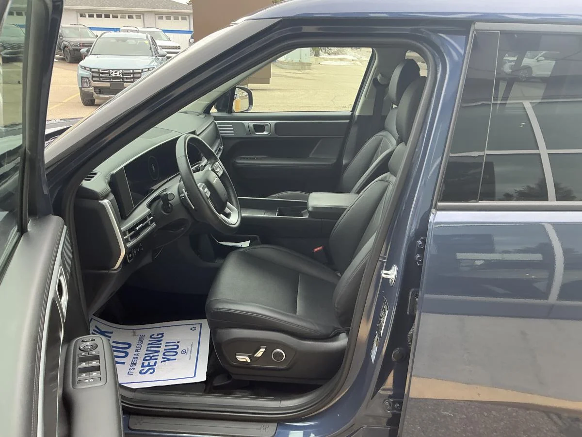 Used 2025 Blue Hyundai XRT image 18