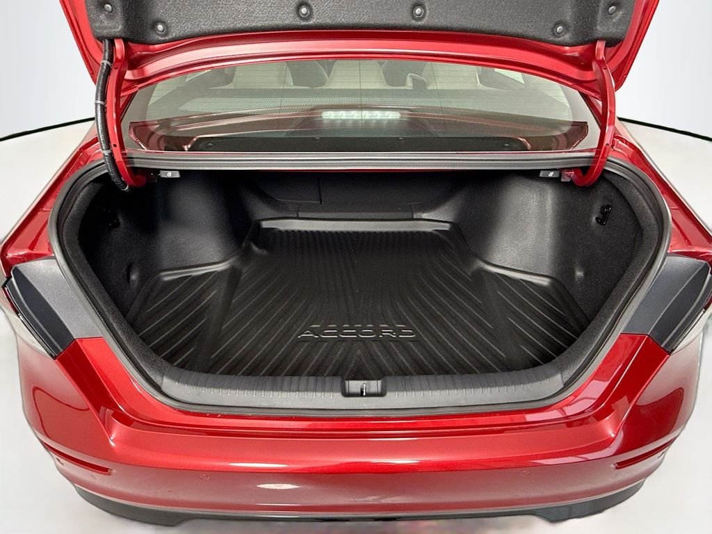New 2026 Radiant Red Metallic Honda Touring image 30