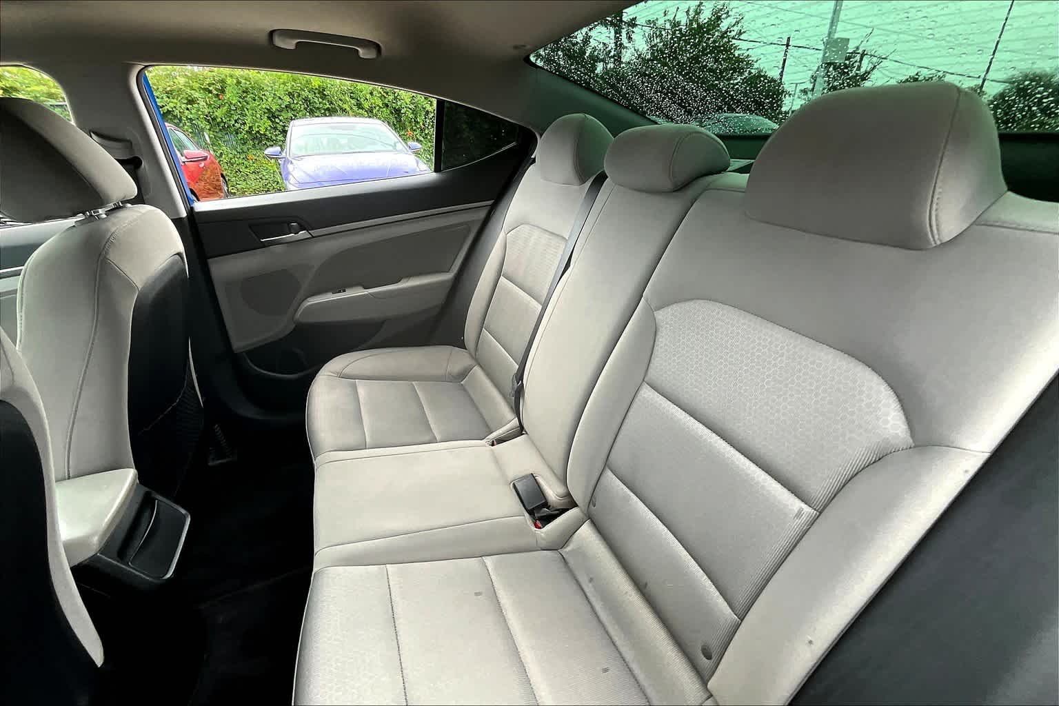 Used 2018 Electric Blue Hyundai Value Edition image 20