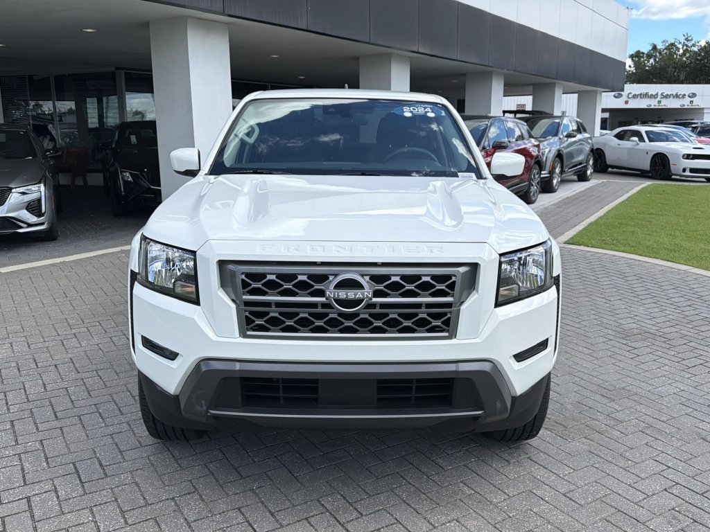 2024 Nissan Frontier SV - Photo 8