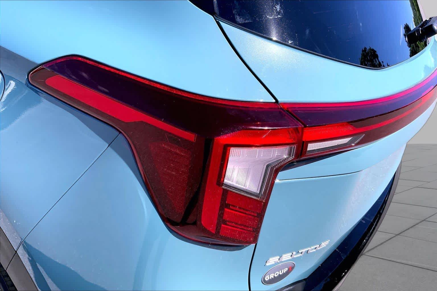 Used 2024 Pluton Blue Kia SX image 27