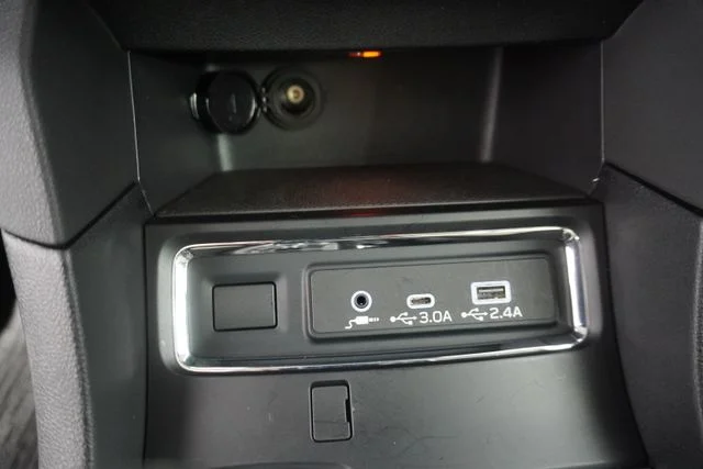 Used 2025 White Subaru Premium image 29