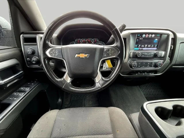 Used 2019 Silver Chevrolet LT image 12