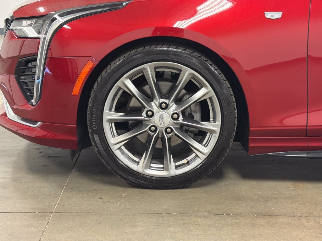 Used 2021 Red Cadillac Sport image 8