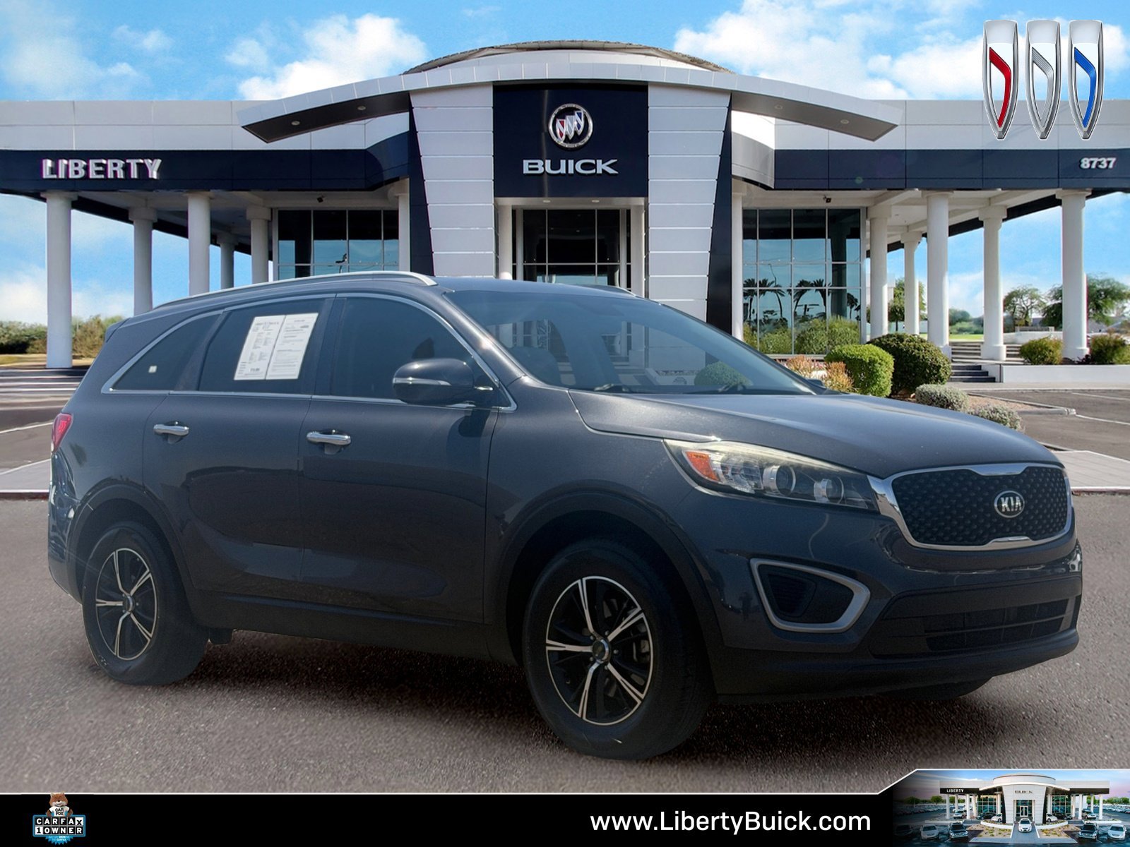 2017 Kia Sorento LX AT's photo