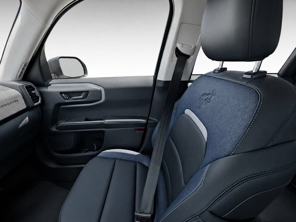 New 2026 Space White Metallic Ford Outer Banks® image 13
