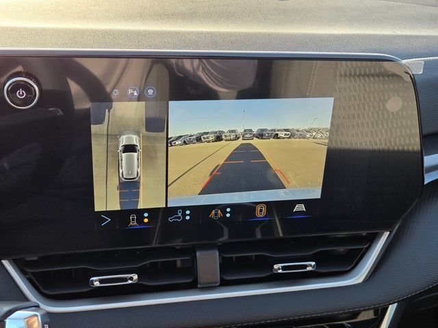 2027 Chevrolet Equinox LT - Photo 12