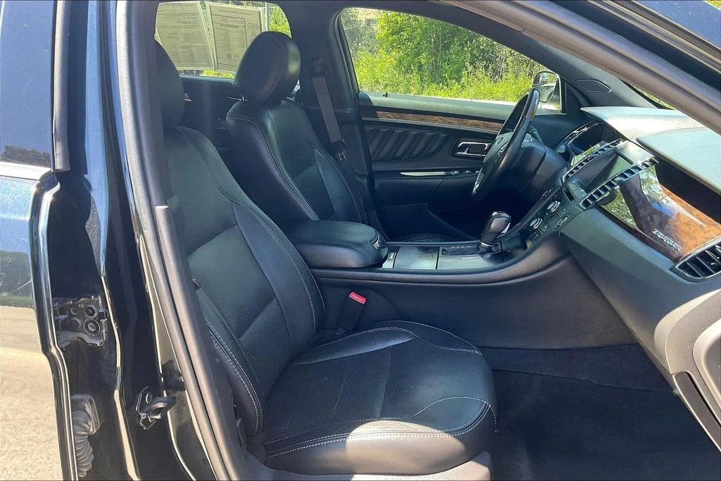 Used 2014 Blue Ford Limited image 6
