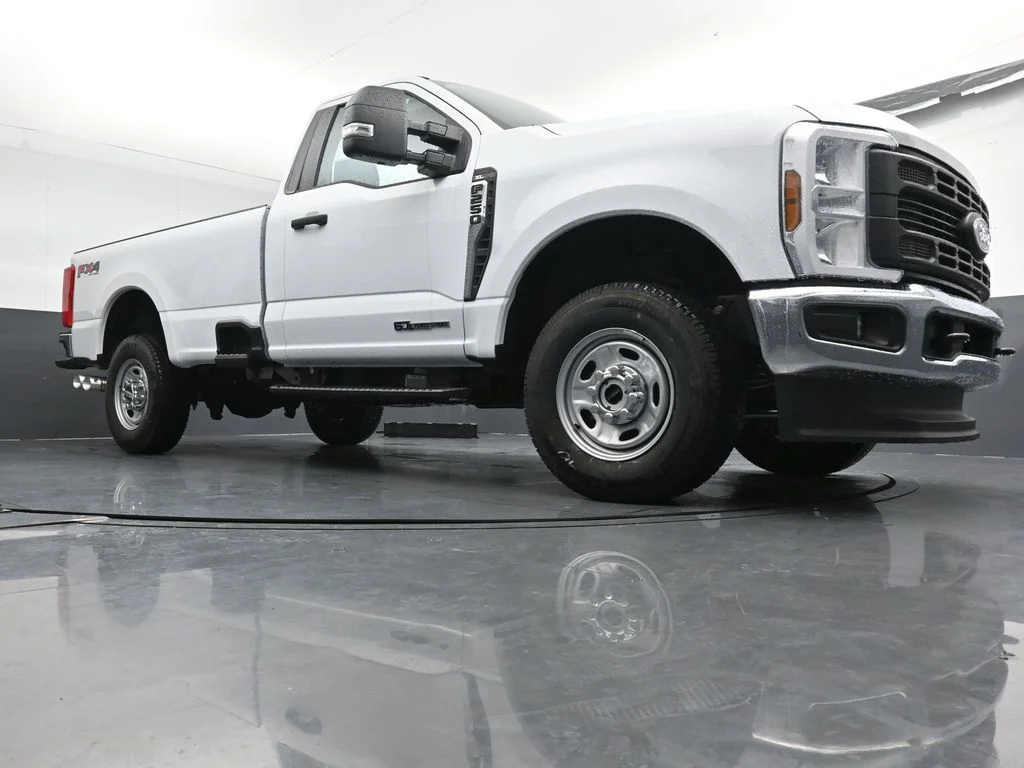 New 2026 Oxford White Ford F-250® XL image 23