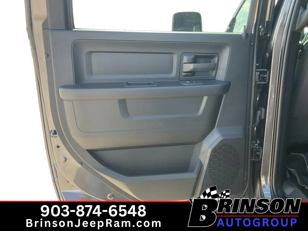 New 2026 Granite Crystal Metallic Clearcoat Ram Tradesman image 6
