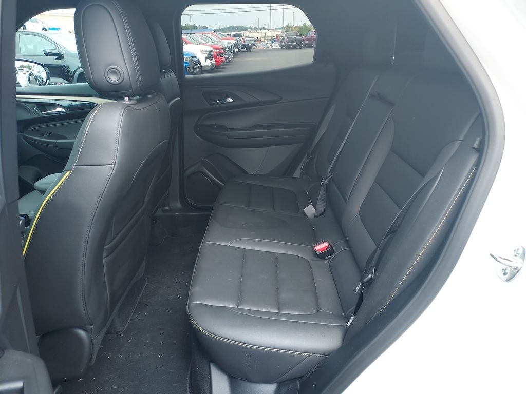 Used 2025 Beige Chevrolet ACTIV image 14