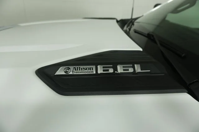 Certified Used 2025 Summit White Chevrolet LT image 25
