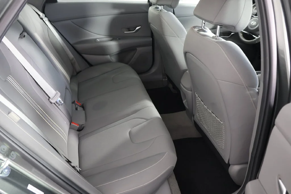Certified Used 2025 Gray Hyundai SEL Convenience image 23