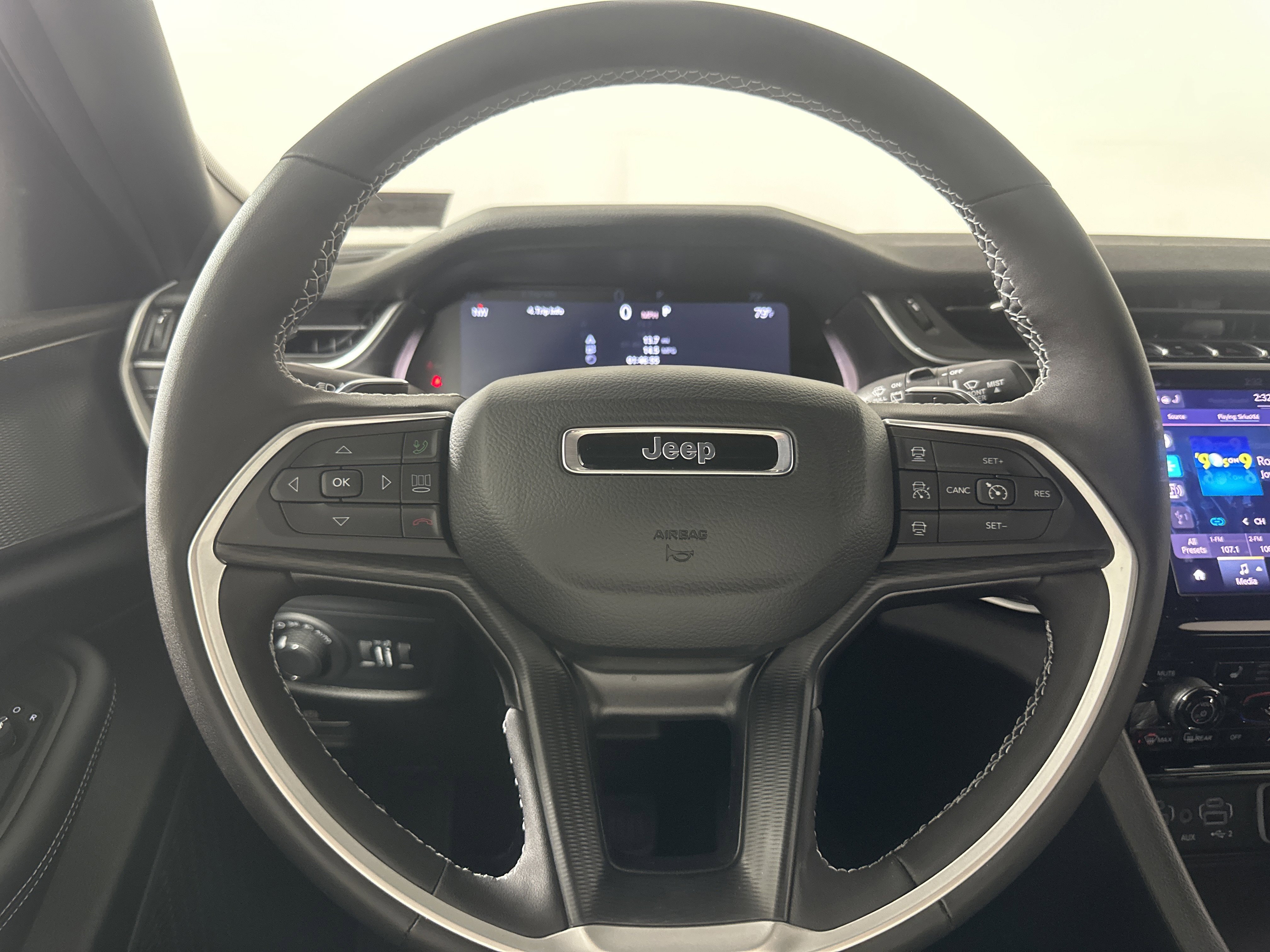 2025 Jeep Grand Cherokee Altitude - Photo 11