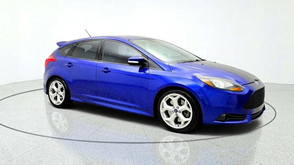Used 2014 Performance Blue Ford ST Hatchback w/ ST2 Equipment Group & RECARO Sport Seats image 3