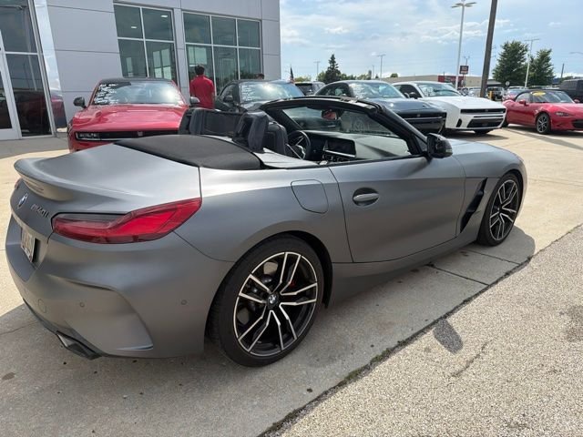 Used 2022 Gray BMW sDrive M40i image 6