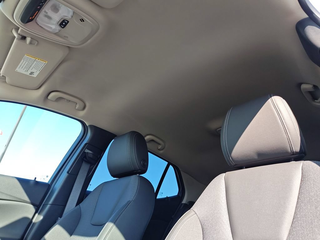 New 2026 Summit White Buick Preferred image 23