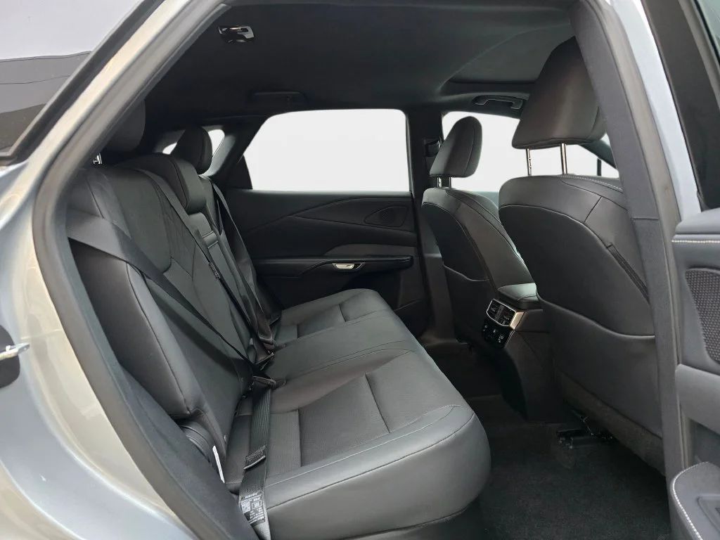 Used 2023 Silver Lexus 350 Premium image 13