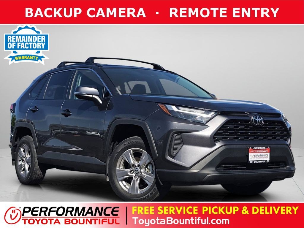 2023 Toyota RAV4 XLE AWD's photo