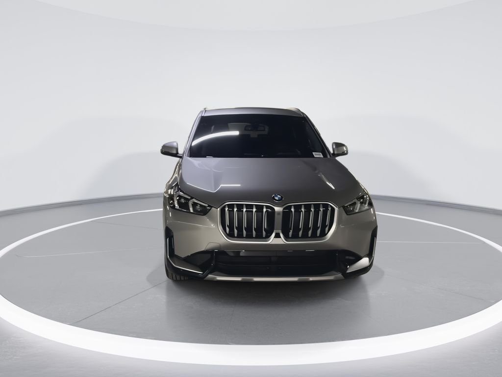 Used 2026 Silver Metallic BMW xDrive28i image 3