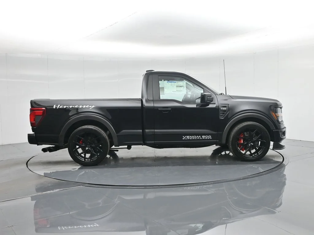 New 2025 Black Ford XL image 21