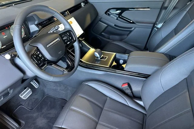 New 2026 Tribeca Blue Land Rover Hoxton Edition image 9