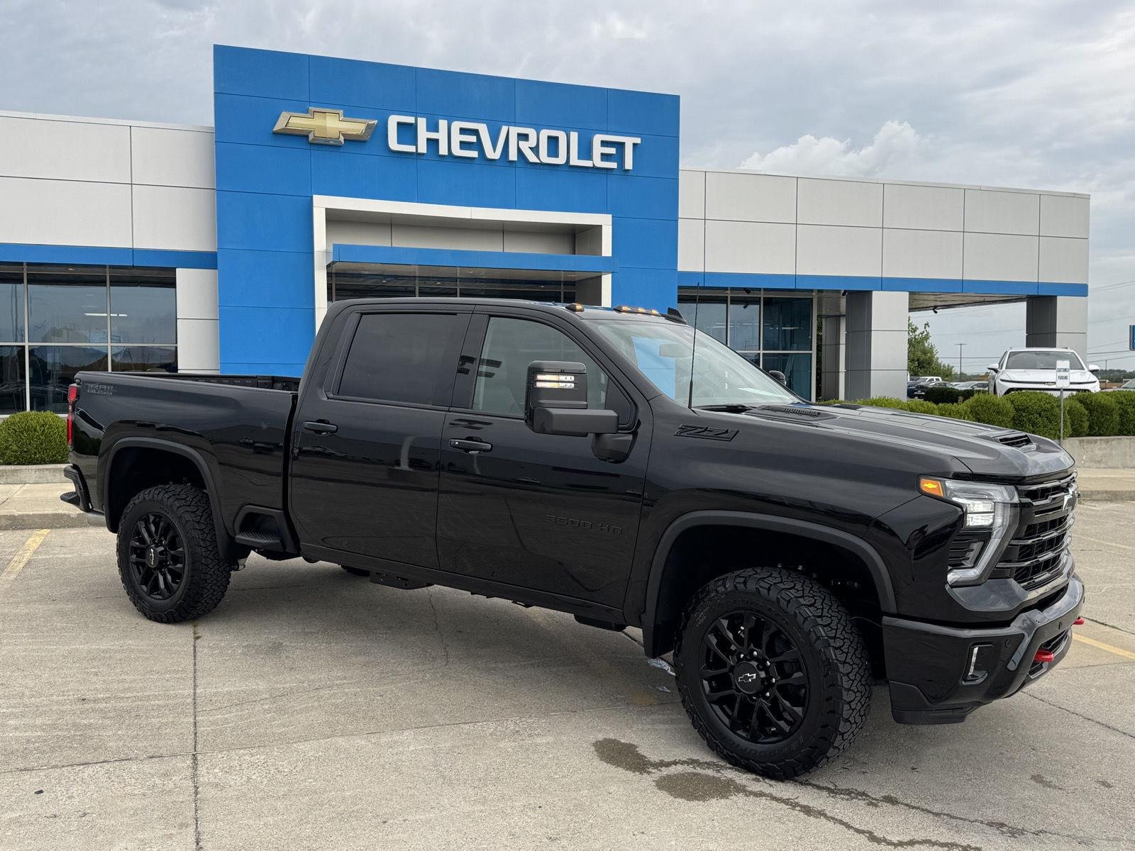 2026 Chevrolet Silverado 3500 HD LTZ - Photo 39