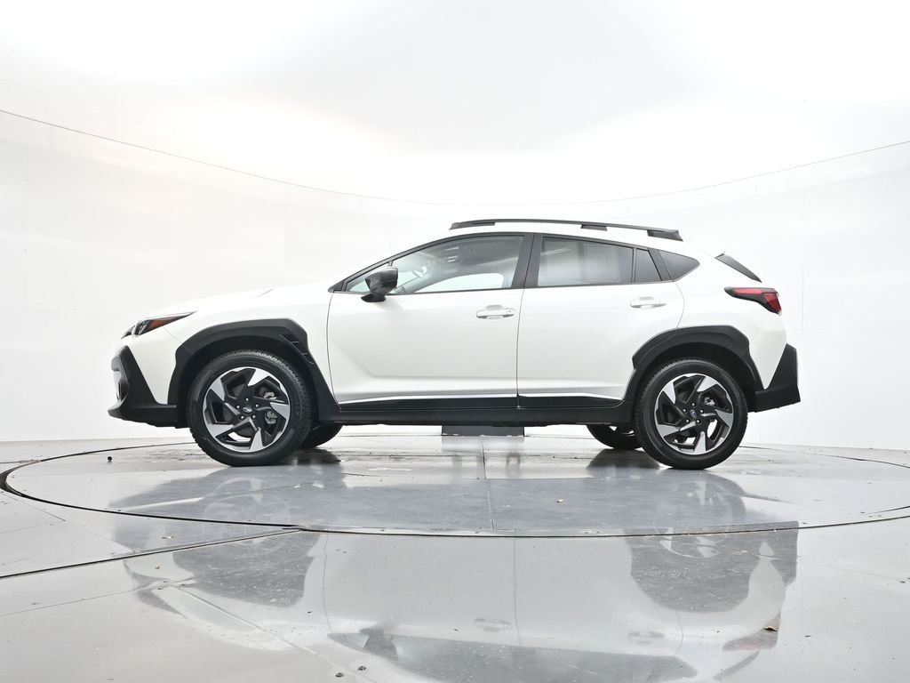 Used 2025 Crystal White Pearl Subaru Limited image 32