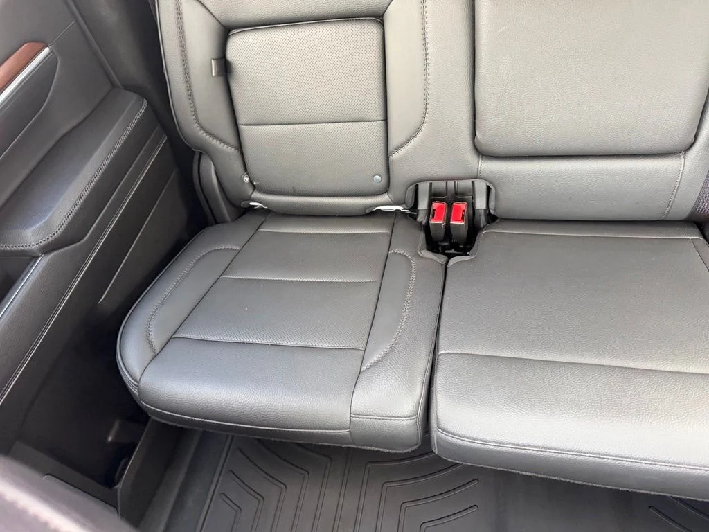 Used 2023 White GMC Denali image 13
