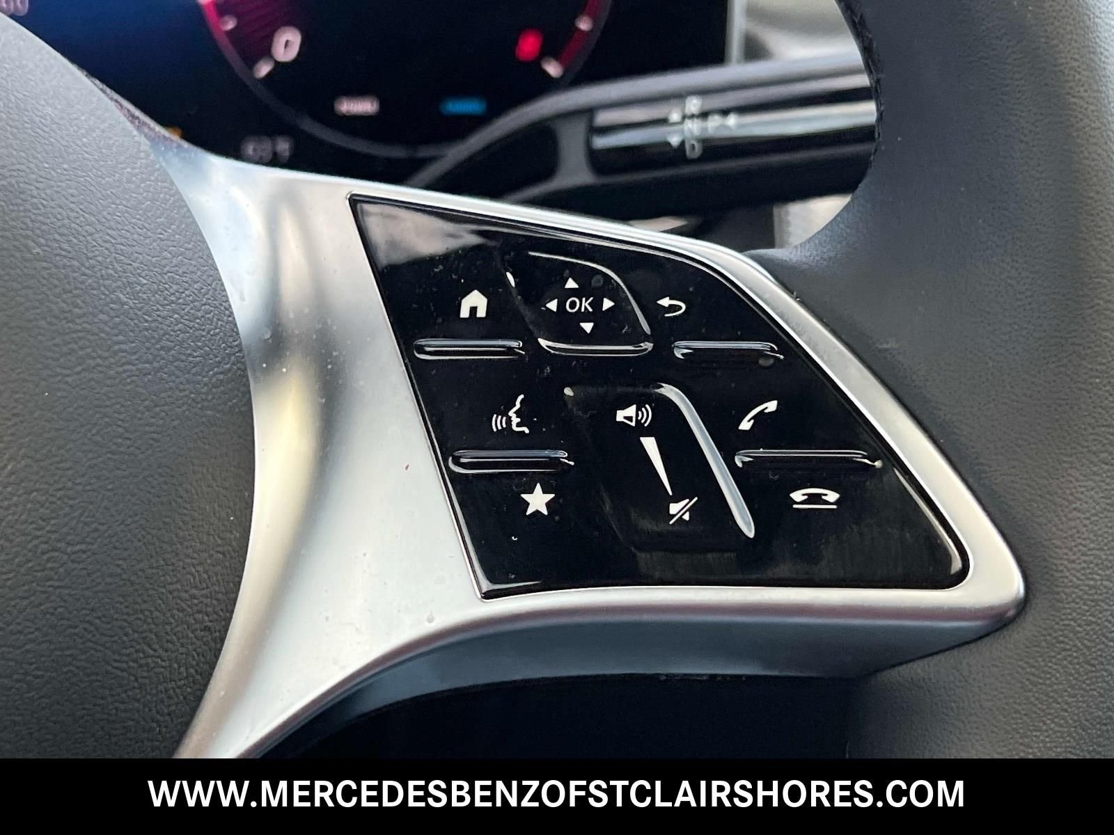 New 2026 Black Mercedes-Benz GLC 300 image 26