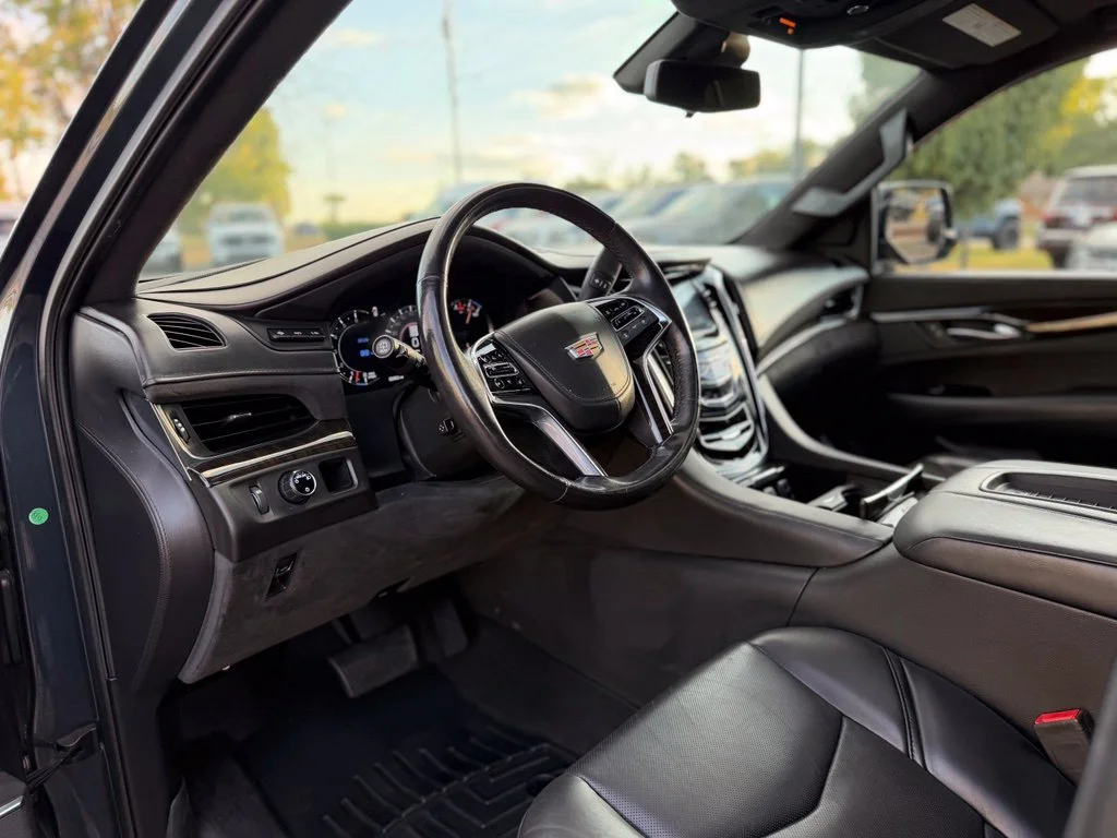 Used 2020 Gray Cadillac Platinum Edition image 10