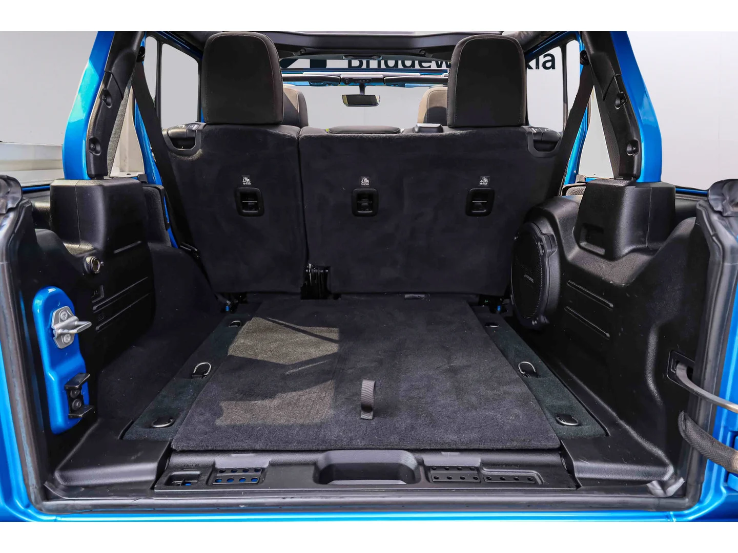 Used 2023 Hydro Blue Pearlcoat Jeep Willys image 23