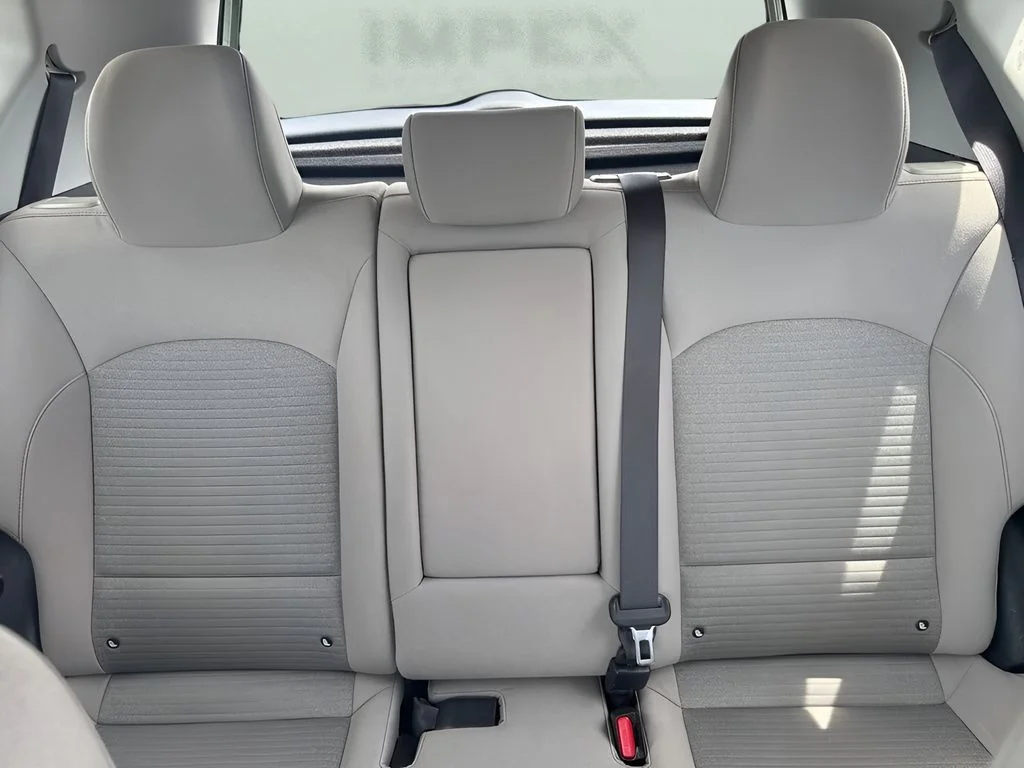 Used 2020 Green Kia EX image 11
