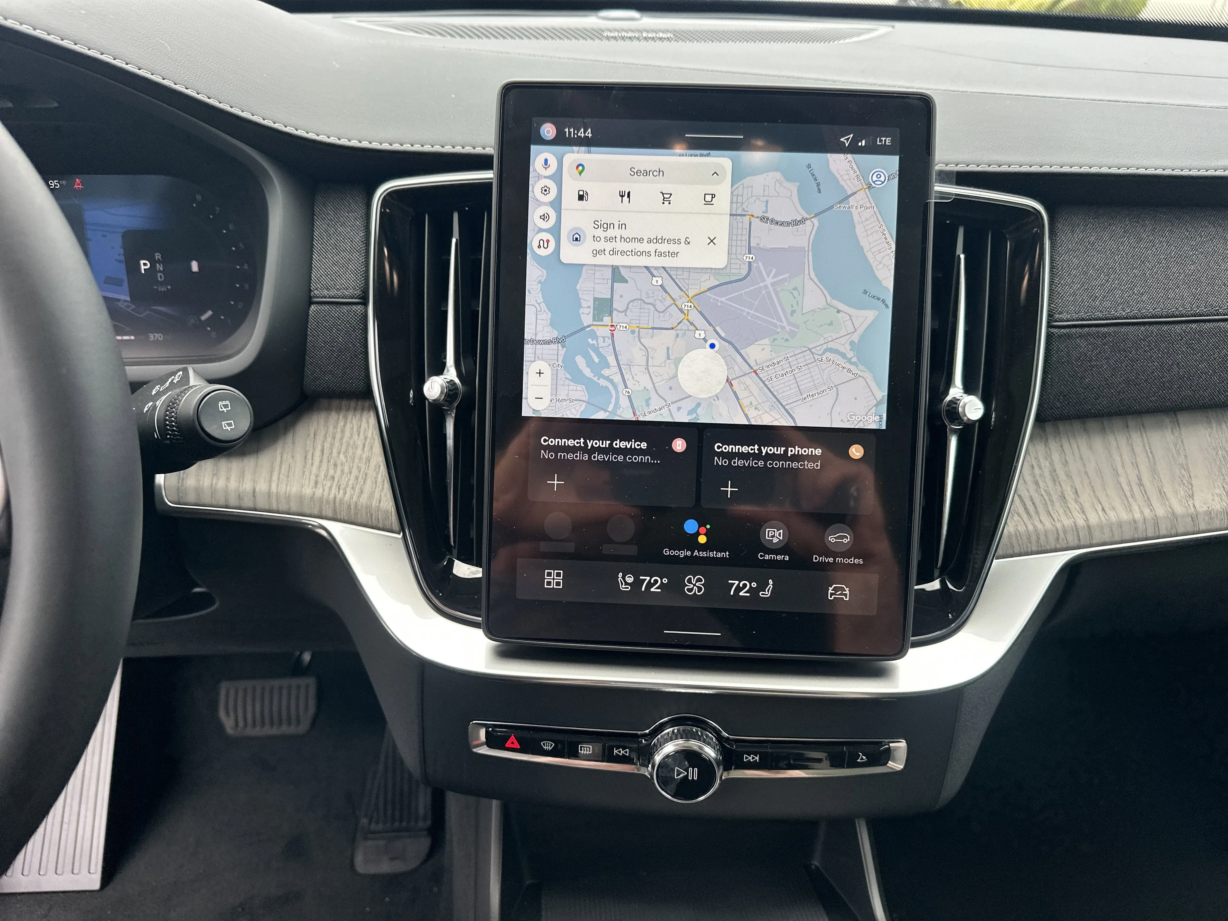 2026 Volvo XC90 Ultra - Photo 19