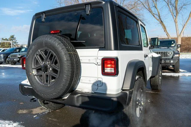 New 2026 Bright White Clear-Coat Exterior Paint Jeep Sport S image 5