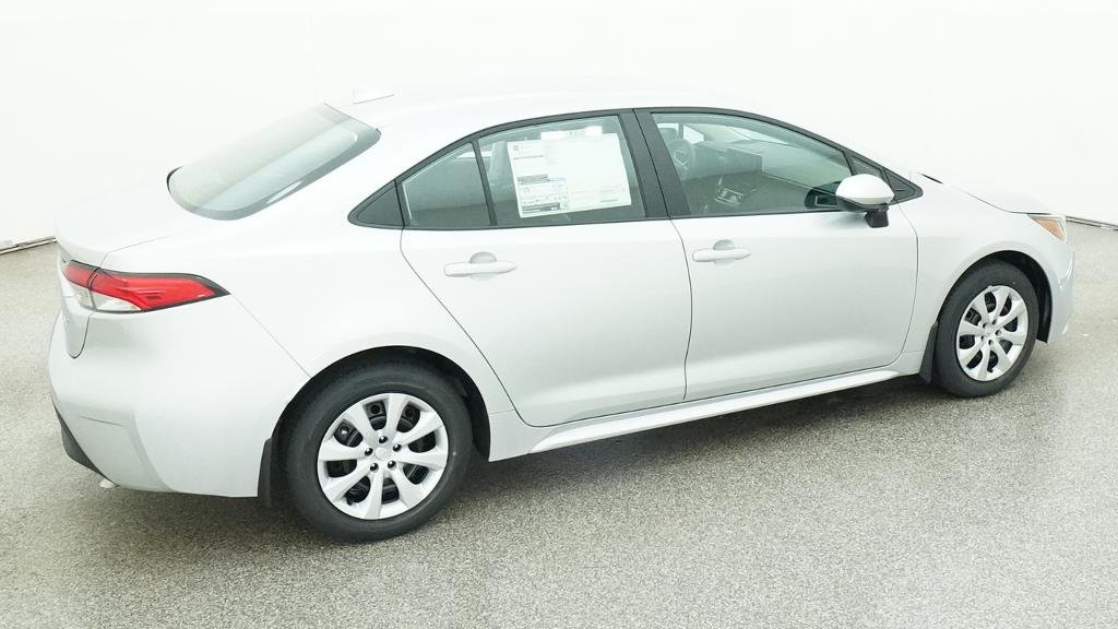 New 2027 Classic Silver Metallic Toyota LE image 16