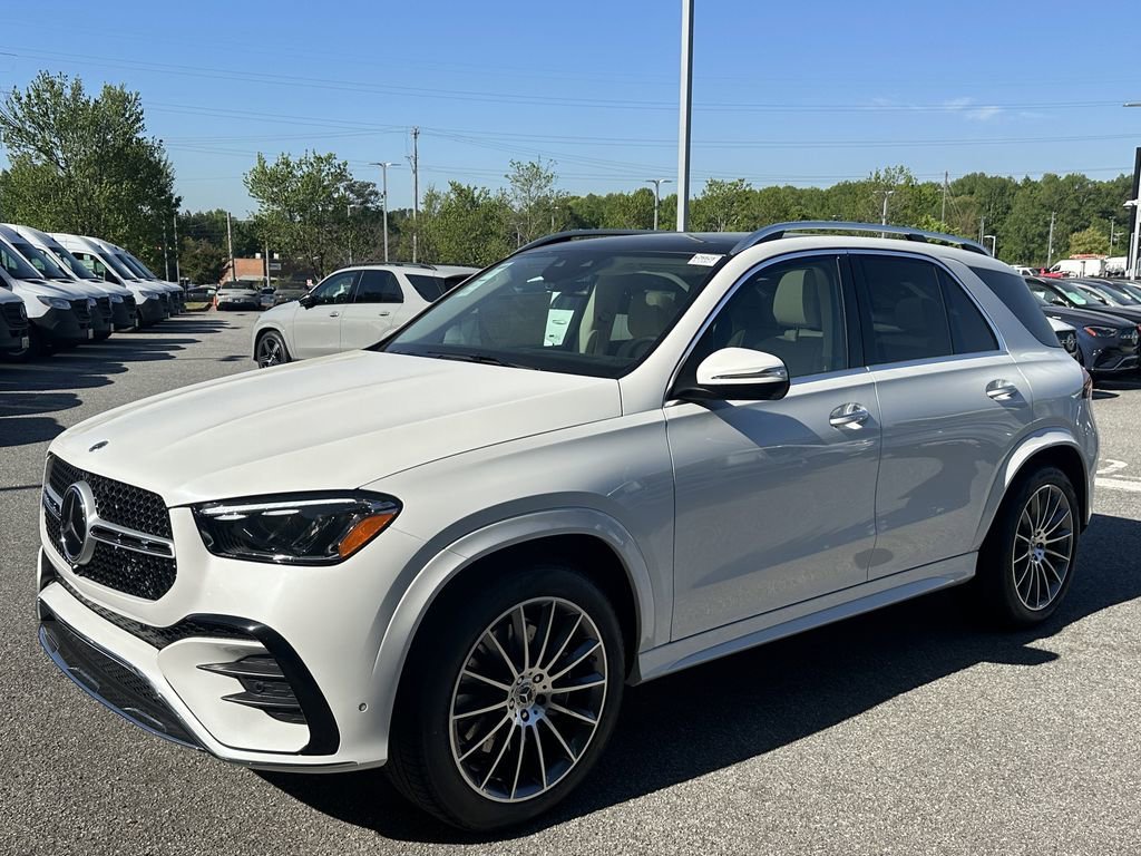New 2026 MANUFAKTUR Moonlight White Metallic Mercedes-Benz GLE 350 image 43