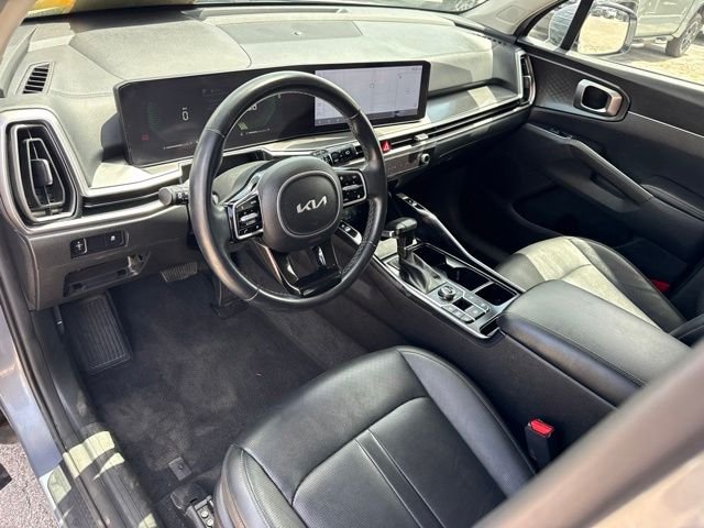 Used 2024 Silver Kia S image 10