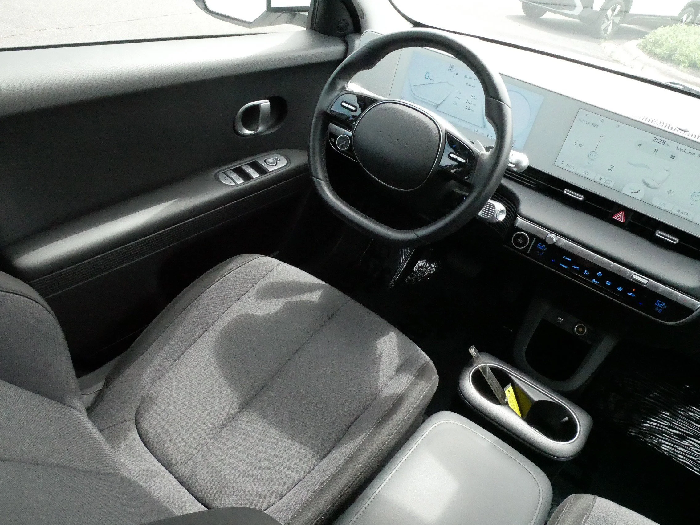 Used 2024 Atlas White Hyundai SEL image 9